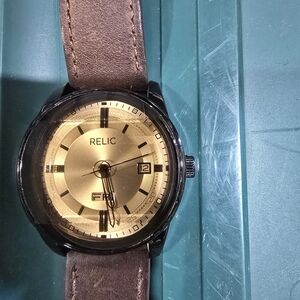 Relic By Fossil Men's Brown Leather Strap Watch